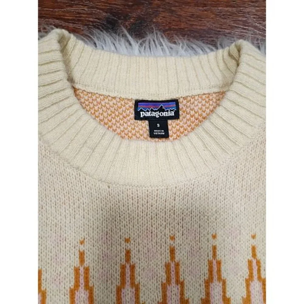 Patagonia Cream Sweater Zigzag Pattern Recycled Wool Blend Size S - Picture 5 of 8